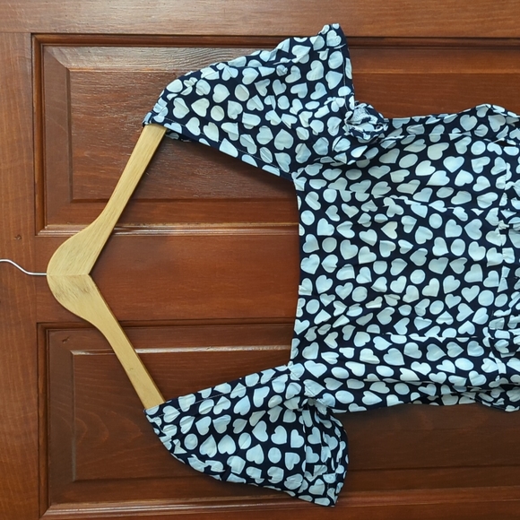 ABS Vintage Heart Dress - Picture 2 of 6